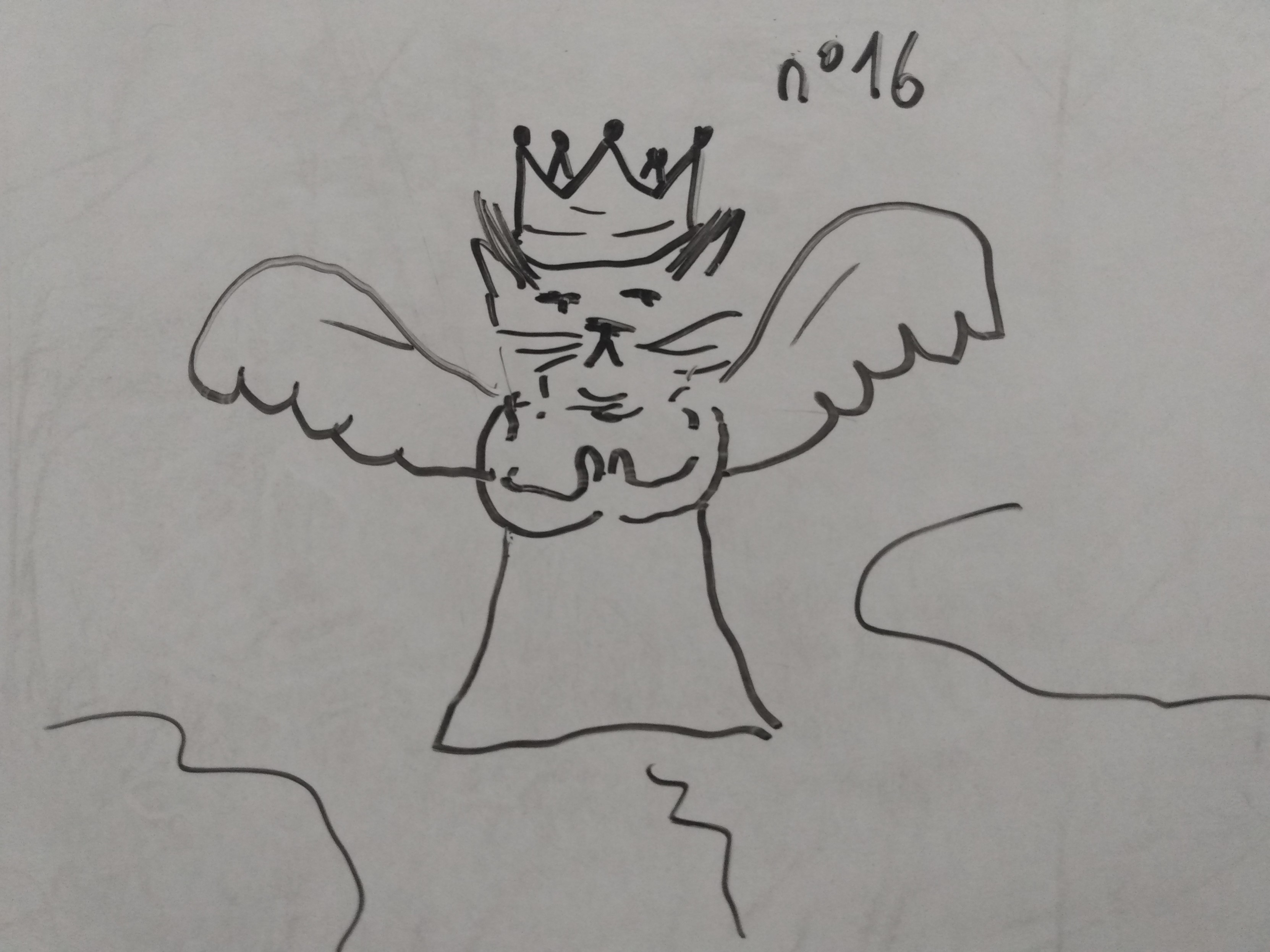 Le chat roi porte toujours sa couronne mais il est maintenant un ange dans le ciel ailé et enrobé